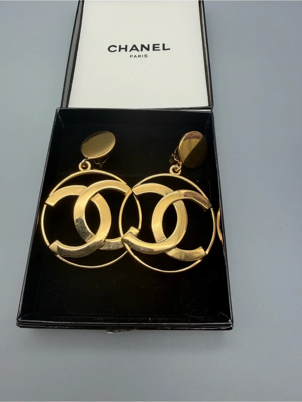 CHANEL Gold Plated Vintage 1980s Interlocking CC “Elizabeth Taylor” Earrings